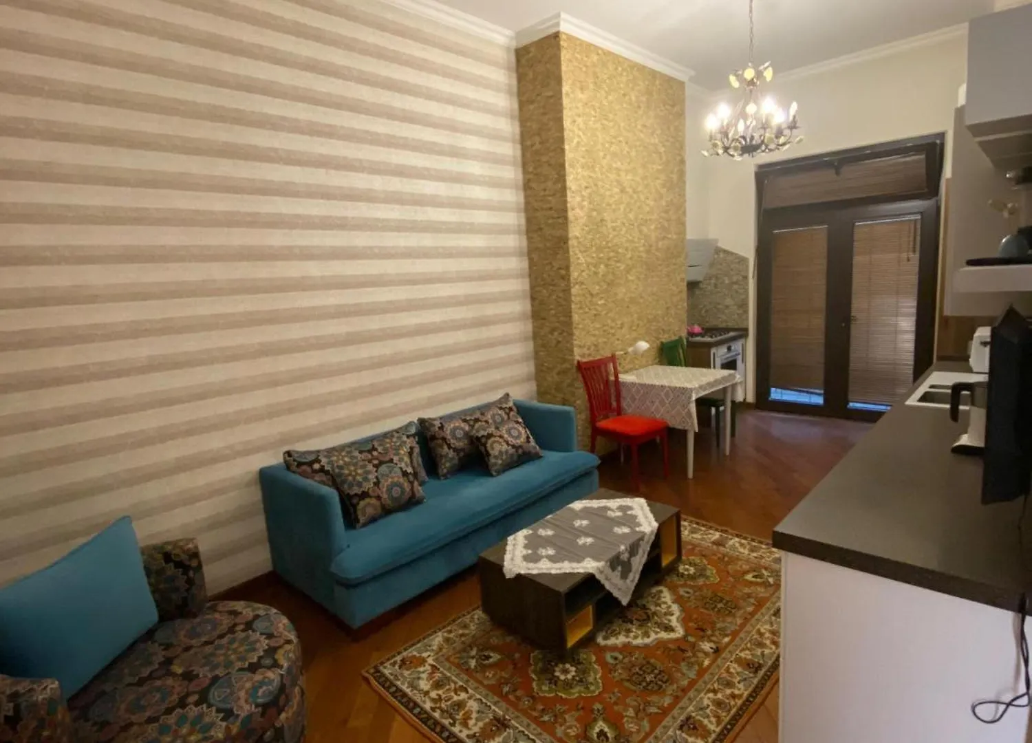 Myhouse 3 Appartement Bakoe
